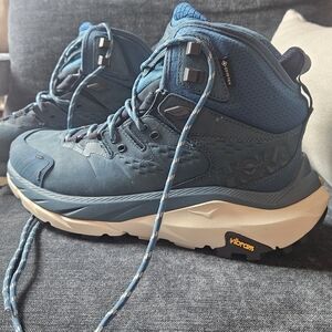Women's HOKA One One Kaha 2 Mid GTX Gore-Tex Hiking Boot Size 8